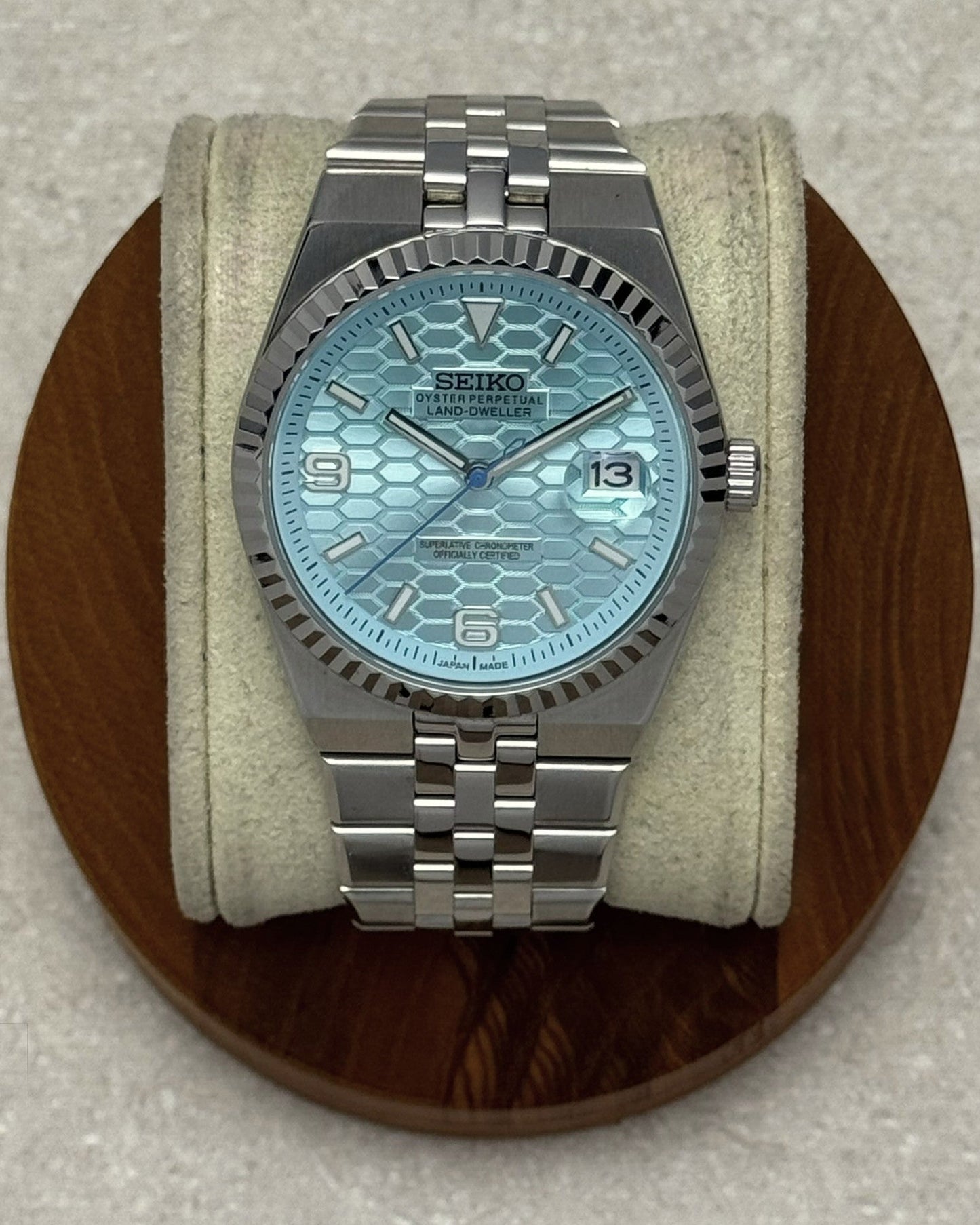 Seiko Land Dweller - Teal