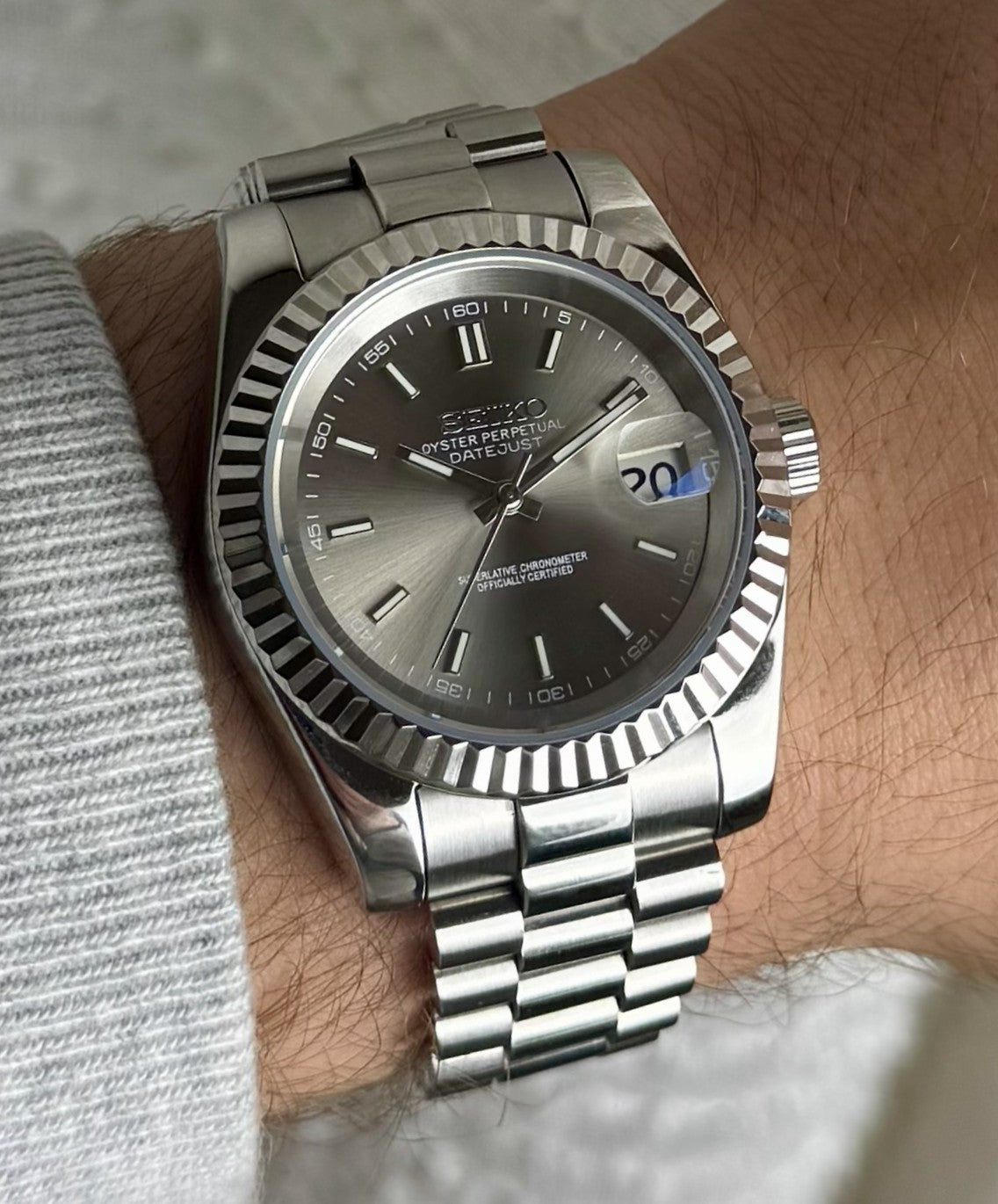 Seiko Datejust - Gray
