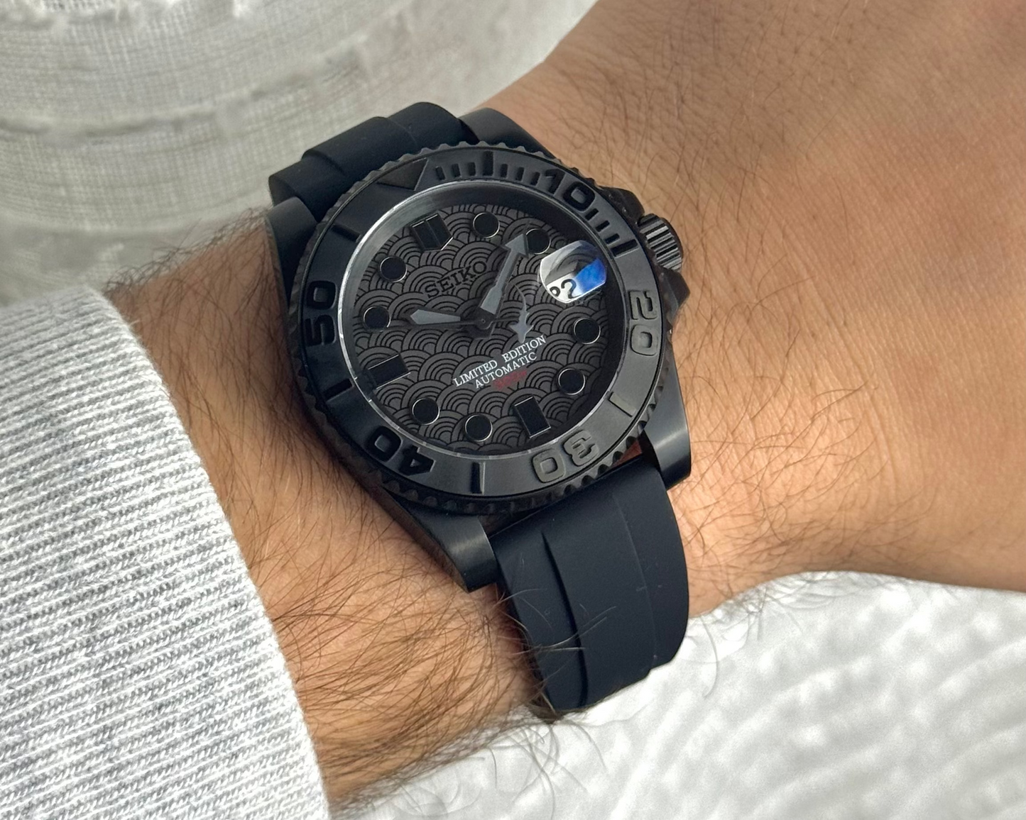 Seiko Yachtmaster- Obsidian Moon