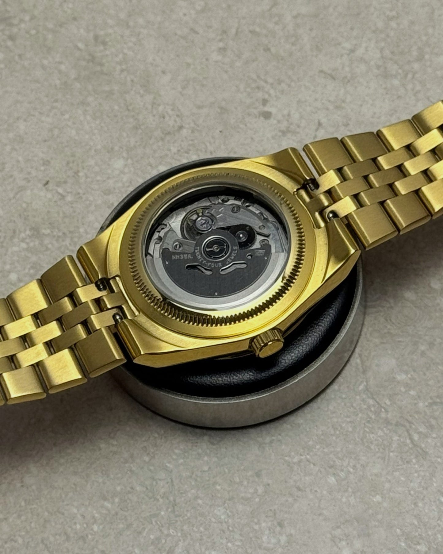 Seiko Land Dweller - Gold