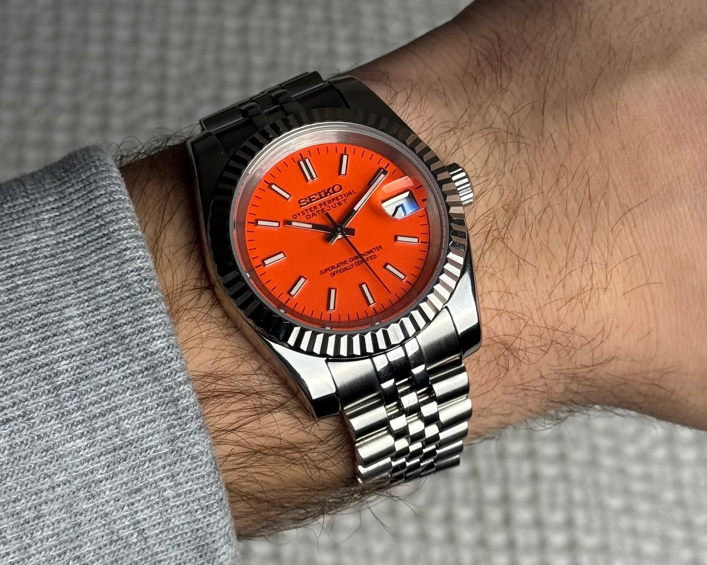 Seiko Mod Datejust - Vibrant Orange