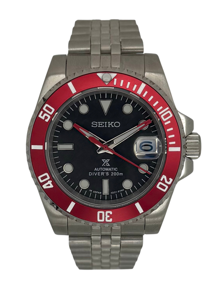 Seiko Diver - Red Carbon Fiber