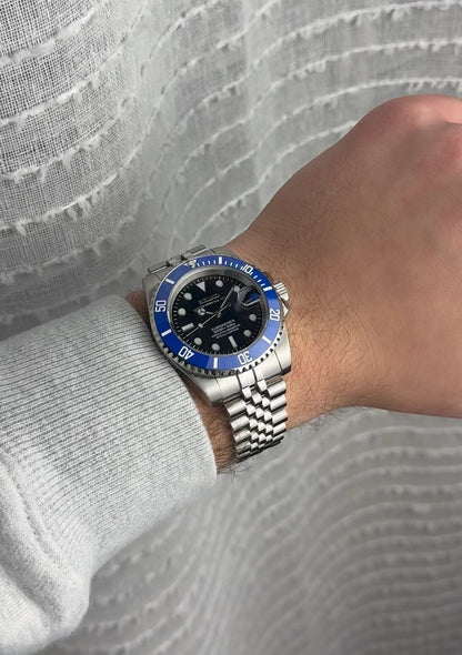 Seiko Submariner - Blue